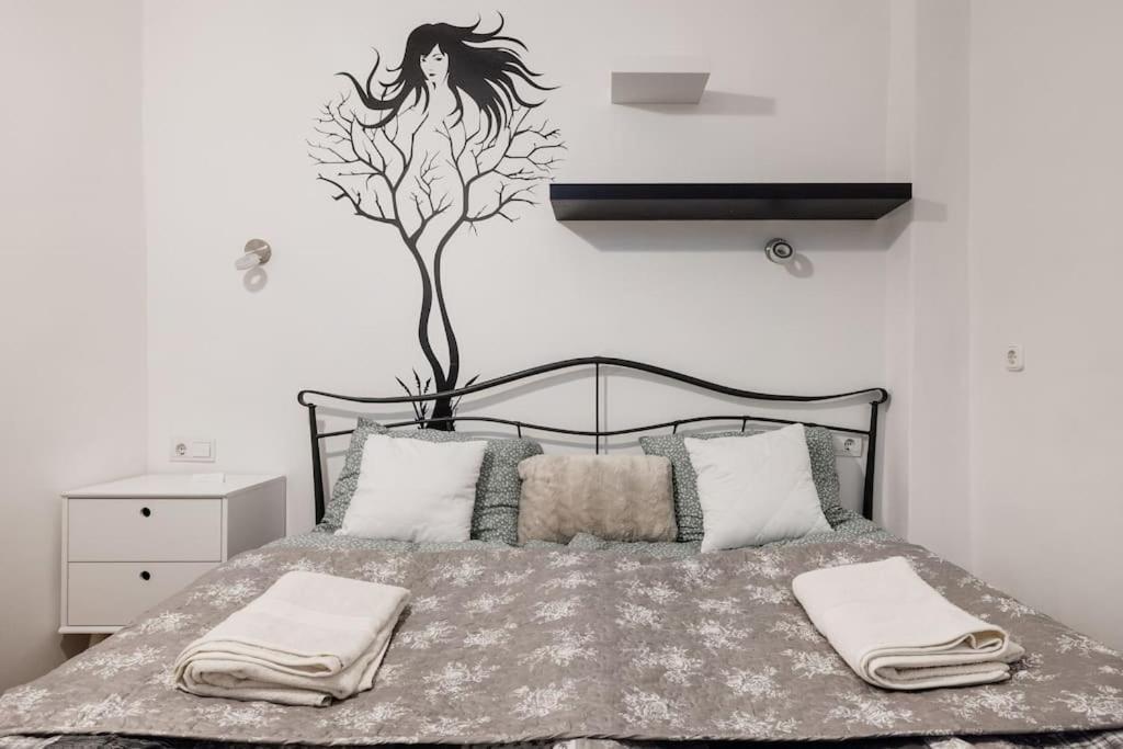 Cosy Central Apartment At River Budapeste Exterior foto